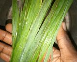 A picture of step 1 of Ginger and lemon grass Tea.