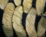 Foto langkah ke 4 dari resep Pisang Penyet Topping Coklat Keju.