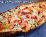 Une image de l'étape 5 de Baguette bâteau courgette, tomates cerises et babybel.