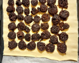 Foto del paso 6 de la receta: Empanada de morcilla, pera y queso de cabra