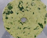 A picture of step 6 of Methi bajra thalipeeth.