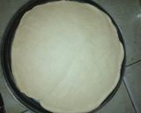 A picture of step 3 of Pizza roll.