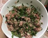 Hình bước làm 1 của món Thịt viên lá lốt