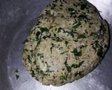 A picture of step 5 of Methi paratha.