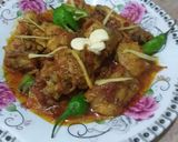 A picture of step 1 of Dhaba Style Chiken Karahi.