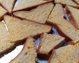 Foto langkah ke 1 dari resep Roti kering manis.