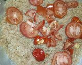 A picture of step 1 of Stir rice with egg sauce.