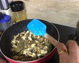 A picture of step 4 of Garlic Mushrooms Green Peas and Sweet-Corn Fried Rice.
