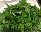 Hình bước làm 2 của món Nấm hấp trứng lá ngải,