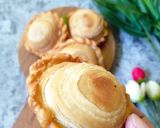 Foto langkah ke 9 dari resep Curry Puff | Karipap | Pastel Singapore.