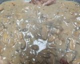 A picture of step 4 of Mushroom marsala pork chops.