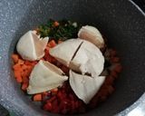 Foto del paso 1 de la receta: Sopita de pollo saludable