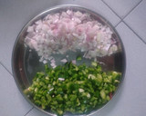 குடை மிளகாய் தொக்கு (Kudaimilakaai thokku recipe in tamil) ரெசிபி ஸ்டேப் 1 புகைப்படம்