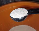 A picture of step 2 of Semolina Masa.