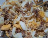 Foto del paso 4 de la receta: Papas, sardinas y huevo duro (3 ingredientes)