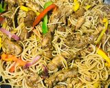 A picture of step 4 of Chicken stir fry pasta.
