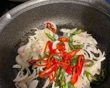 Foto langkah ke 2 dari resep Telor Ceplok Pedas Saus Tiram.