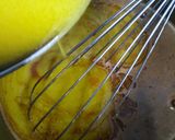 Foto langkah ke 7 dari resep Bolu Karamel / Sarang Semut 5 Telur No Mixer.