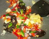 Foto langkah ke 2 dari resep Orak Arik Telur Petai, ga ada bosennya enakk.