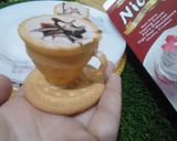 A picture of step 4 of Chocolate ice cream with edible teacups.