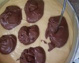 Foto langkah ke 6 dari resep Bolu marmer keju.