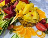 عکس مرحله 2 از دستور میوه آرایی آناناس 🍍