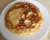Foto del paso 12 de la receta: Tortilla de calabacín con atún y queso