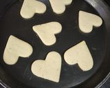 A picture of step 4 of Linzer Cookies.
