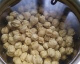 A picture of step 1 of Chhole Masala.