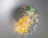 A picture of step 3 of Chutney walai samosai.