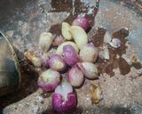 Foto langkah ke 1 dari resep Ayam santan resep mertua.