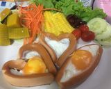รูปขั้นตอนการทำที่ 5 ของ Breakfast ไส้กรอกไข่Cute Cute😍&สลัดผัก