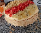 Foto del paso 10 de la receta: Tarta de bizcochos relleno de frutas y crema con cobertura de crema quemada y crocanti
