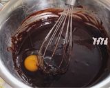 รูปขั้นตอนการทำที่ 3 ของ Molten chocolate cake เค้กช็อกโกแลตสุดชุ่มฉ่ำ