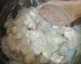 Foto del paso 3 de la receta: Pollo en reducción de manzana verde y chicharrones de champiñone
