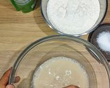 Foto del passaggio 1 della ricetta Focaccia alle olive 🫒