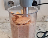 Foto del paso 3 de la receta: Papilla de plátano, kiwi, fresas y avellanas