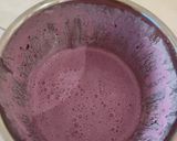 A picture of step 3 of Blueberry Lassi.