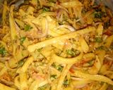 A picture of step 4 of Chips pakoray.
