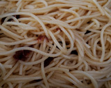 Foto del paso 3 de la receta: Pasta con mantequilla y chile guajillo