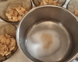 Foto del paso 1 de la receta: Flanes individuales con plátano y galletas - Postre fresco muy fácil de hacer
