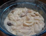 Foto langkah ke 2 dari resep Cumi Saus Telur Asin.