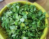 A picture of step 2 of Methi Malai Aloo.