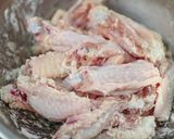 รูปขั้นตอนการทำที่ 7 ของ ปีกไก่ทอดเกลือ กรอบนอกนุ่มใน เครื่องปรุงน้อย อร่อยฟินมาก