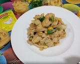 A picture of step 9 of Alfredo pasta.