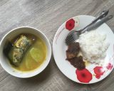 Foto langkah ke 9 dari resep Sop Ikan & Goreng Ikan Mak Beng Bali.