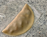 Foto del paso 5 de la receta: Empanadillas de restos de barbacoa