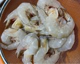 Foto langkah ke 1 dari resep Udang Masak Kecap Inggris.