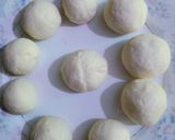 A picture of step 2 of Croissant.
