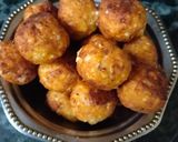 A picture of step 2 of Paneer Balls Curry.